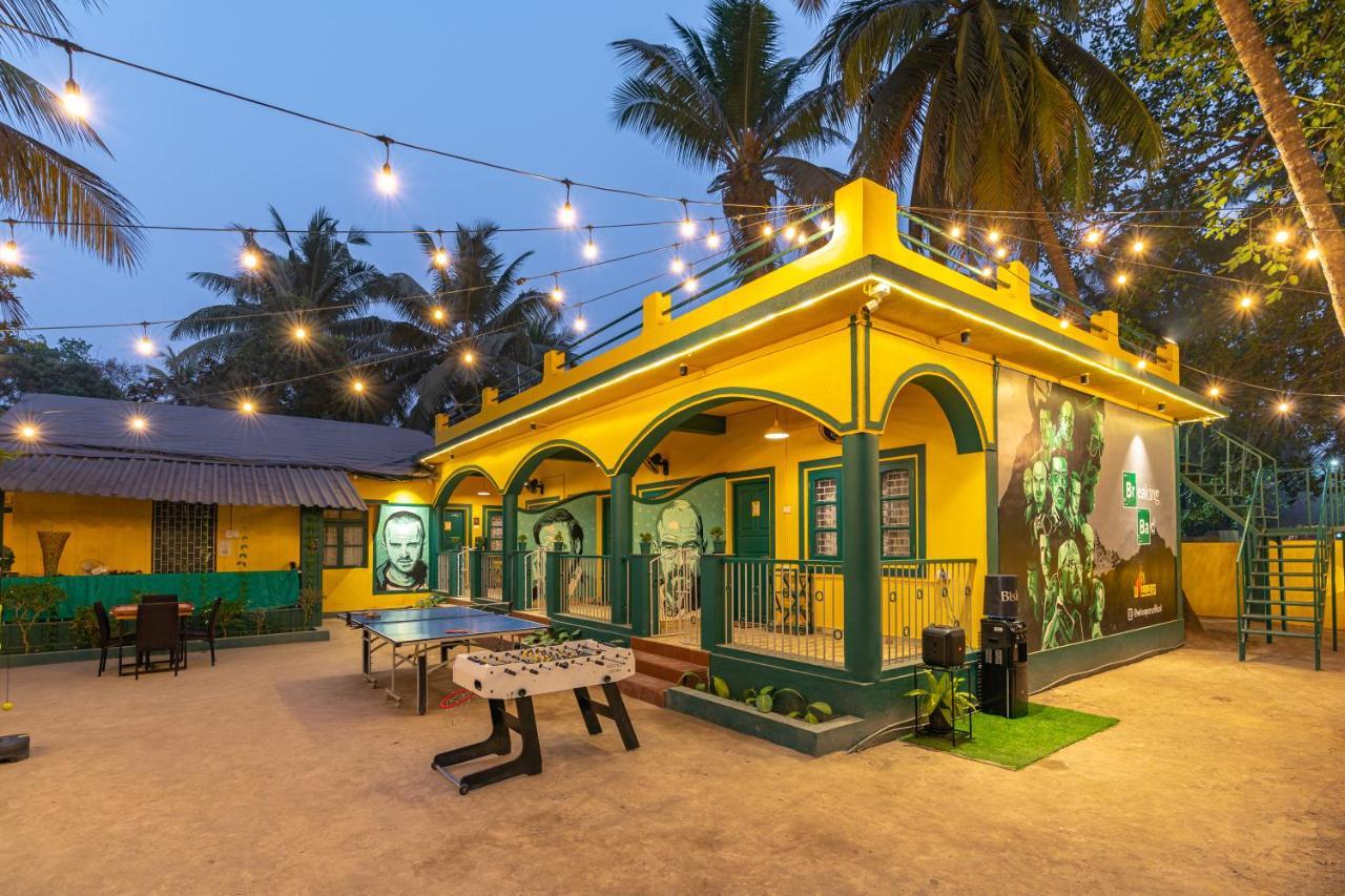 Whoopers Hostel Anjuna, Goa Exteriör bild