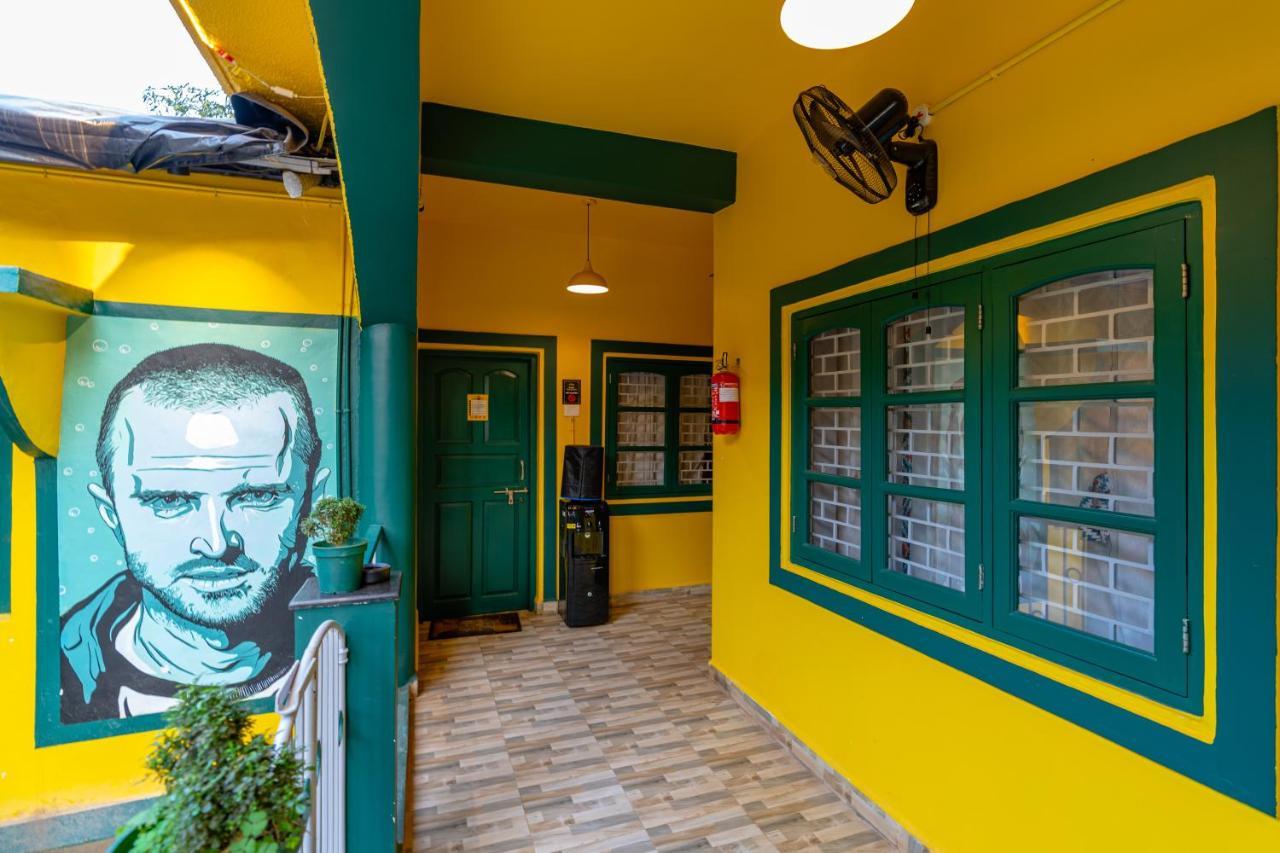 Whoopers Hostel Anjuna, Goa Exteriör bild